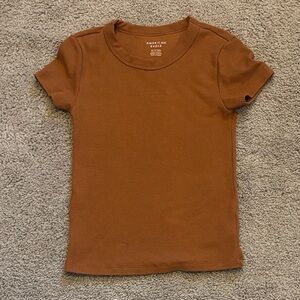 American Eagle Outfitters Kids Ribbed Short Sleeve Tee in Rust Brown